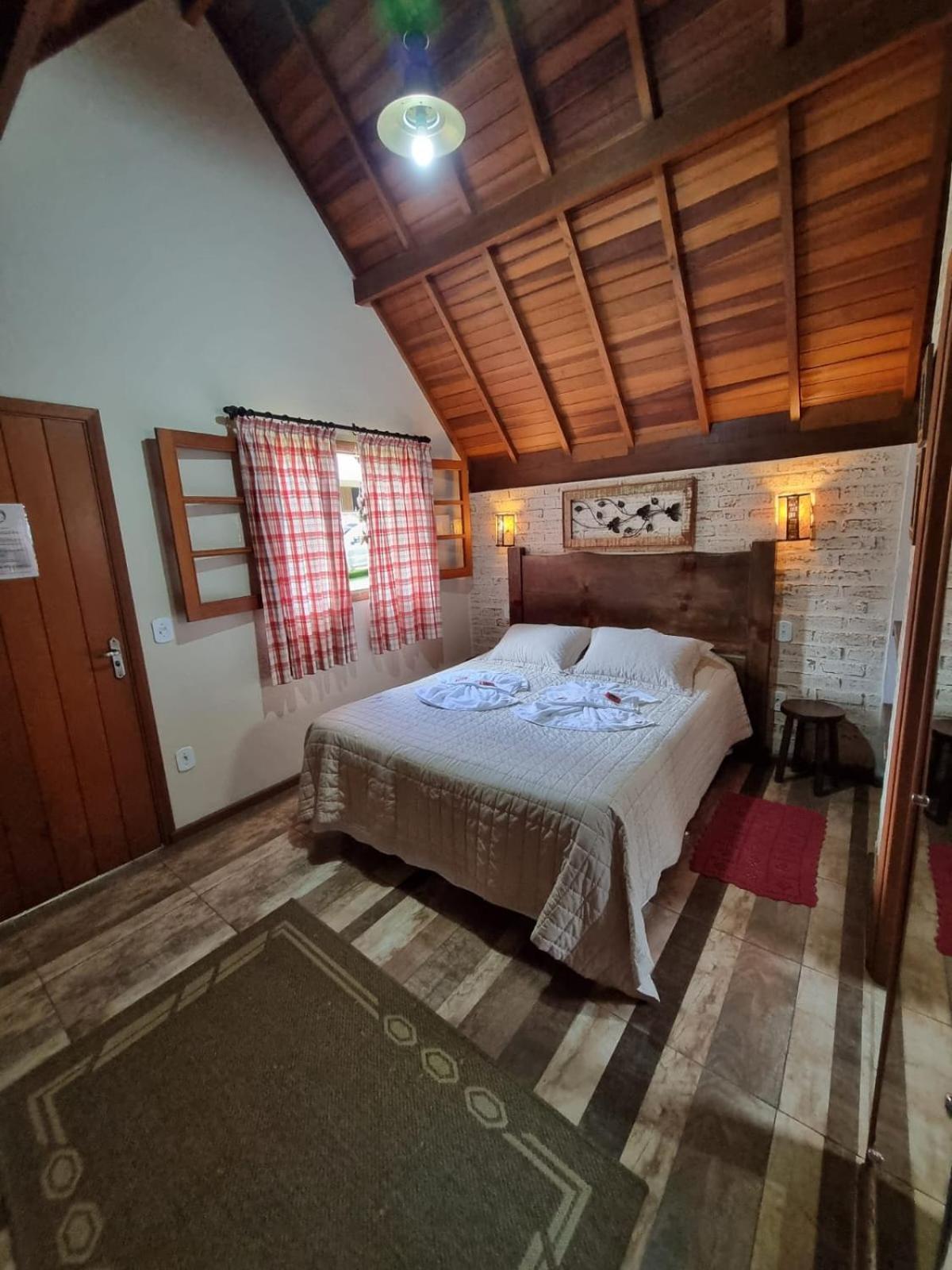 Pousada Vilas Di Espanha Monte Verde  Exteriör bild